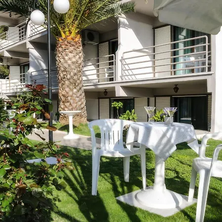 Vlachogiannis 2* Prínos