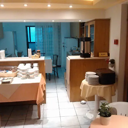 Hotel Vlachogiannis Prínos